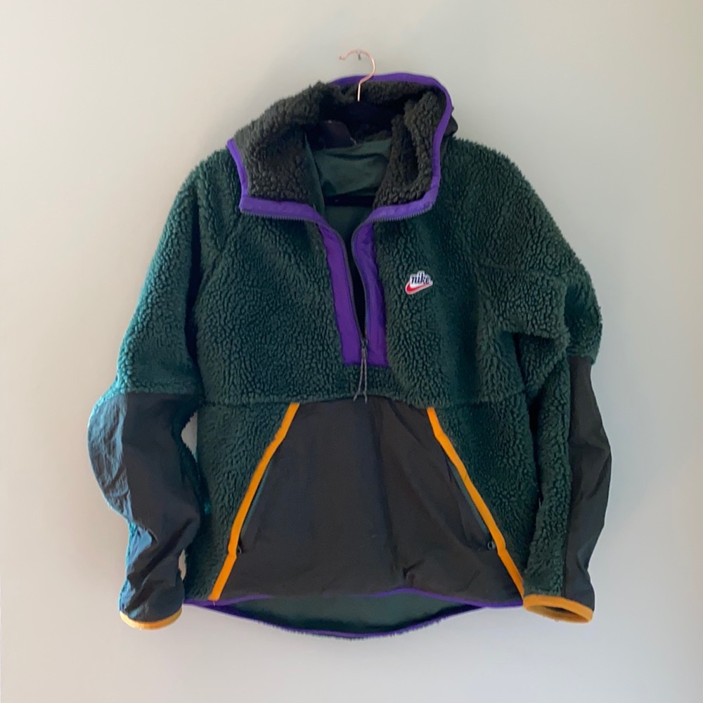 NIKE SHERPA PULLOVER JACKET.